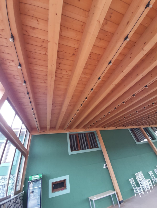 Structura din lemn pentru tigla